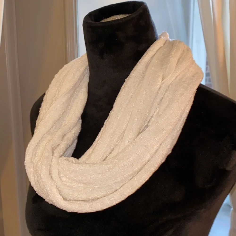 collectioneighteen neck scarf